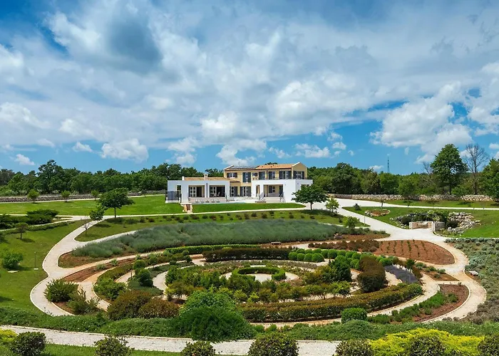 Будинок відпочинку Arkaim Пула