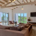 Arkaim Holiday home Pula