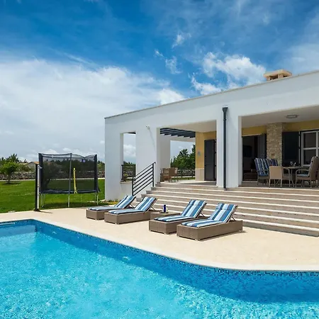 Arkaim Vakantiehuis