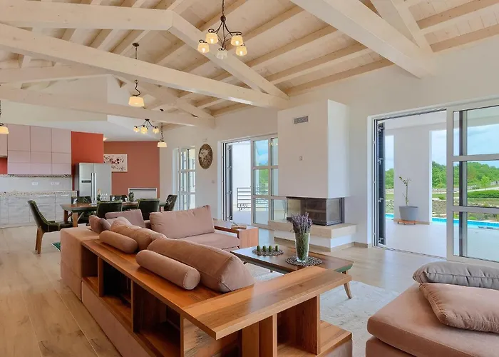 Semesterbostad Arkaim Pula