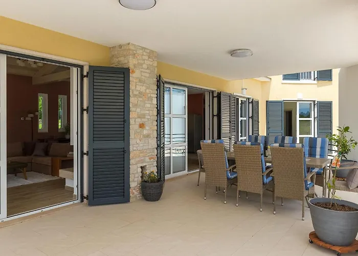 Arkaim Semesterbostad Pula