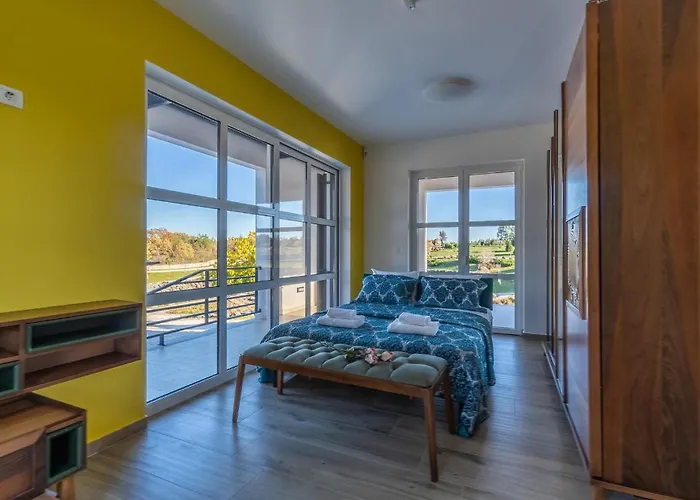 Arkaim Semesterbostad *